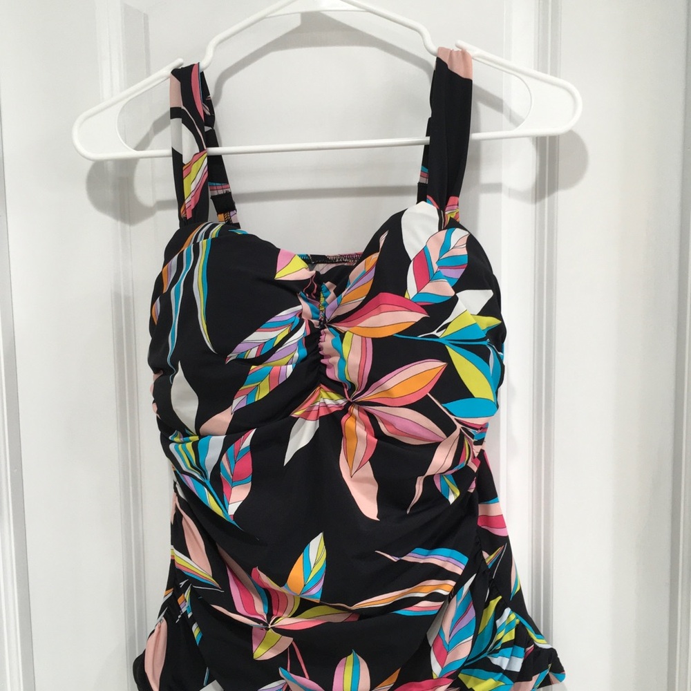 Profile by Gottex luxury swimwear Black Floral Tankini Top w/Multicolor Leaves - Picture 4 of 13